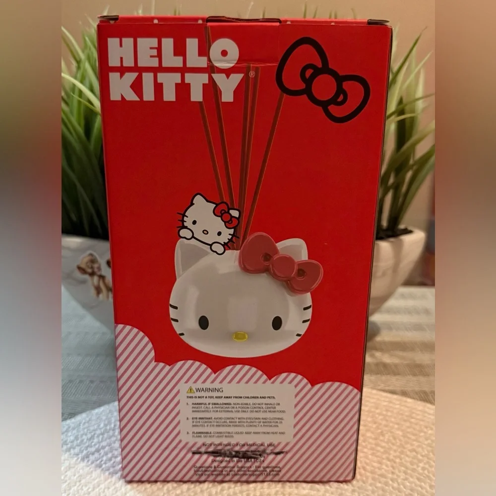 Hello Kitty Head Ceramic Reed Diffuser - Picture 6 of 6